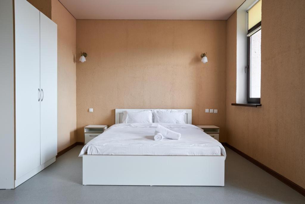 7Days Hotel Almaty Bagian luar foto